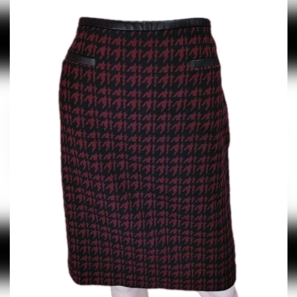 TALBOTS‎ size 18 Houndstooth  Lined Pencil Skirt Faux Leather Trim Maroon Black